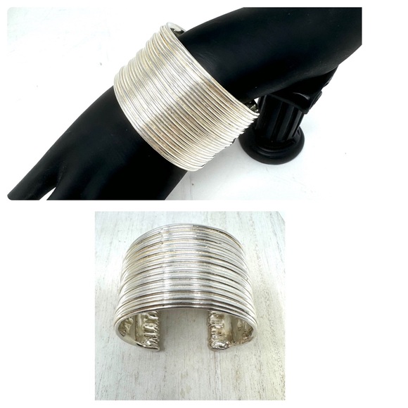 Sterling silver ribbed cuff bracelet made in Israel
